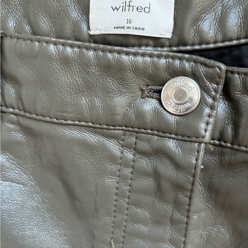 Aritzia Wilfred Melina Vegan Leather Gray Sz 16 *30” inseam Excellent Condition - Picture 3 of 5
